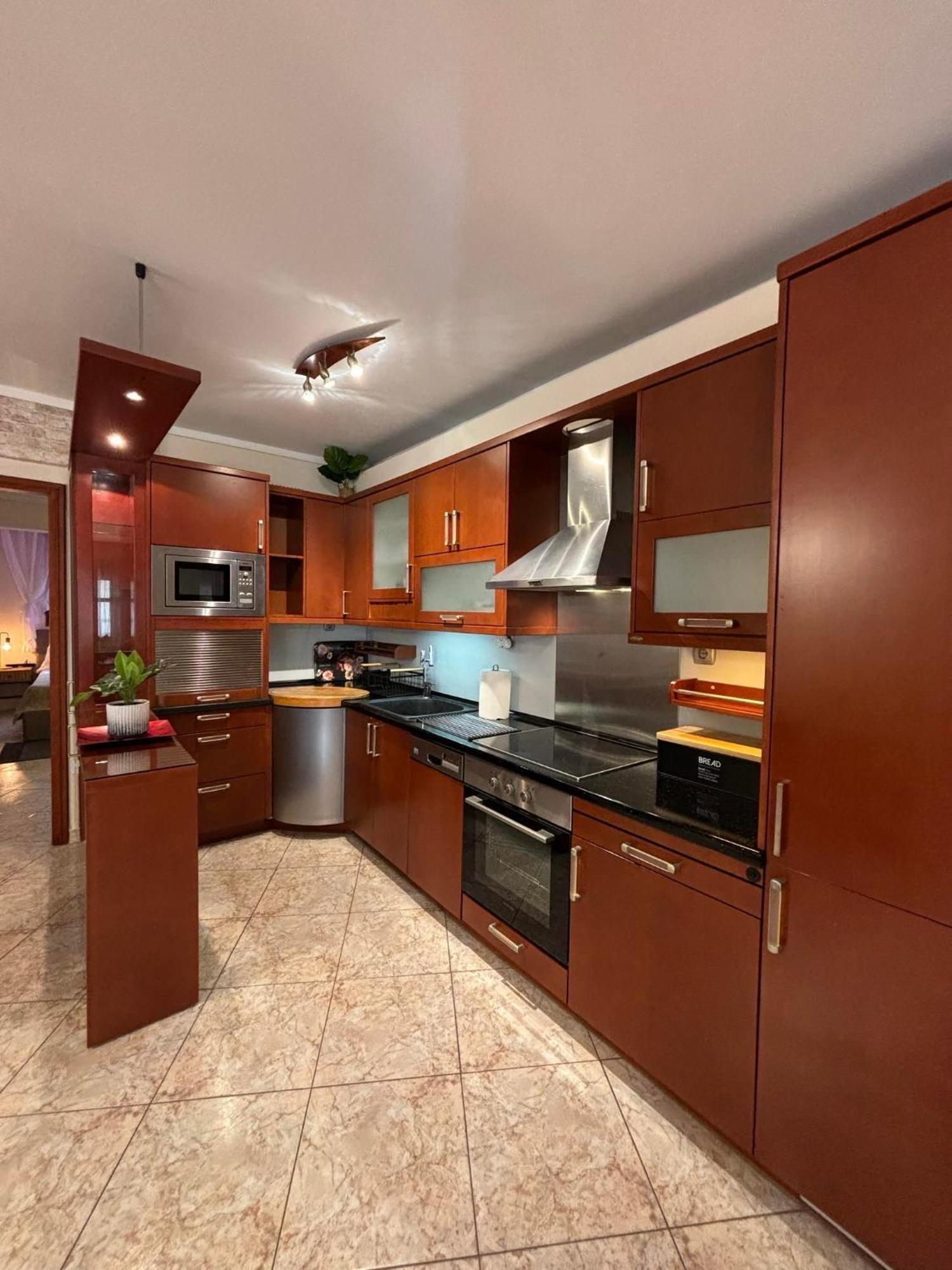 Ano Poli Modern Apartment Thessaloniki